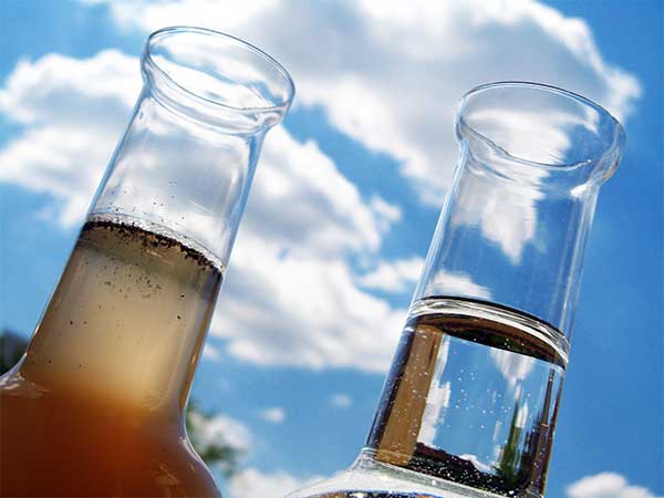 Carafe of clean and dirty water